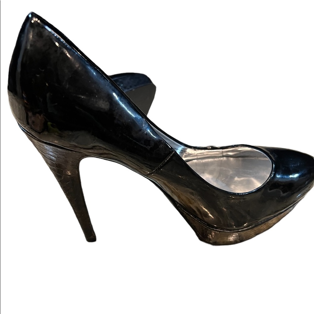 Guess Women's Winna Black
Platform Stiletto Patten Leather Heels Sz 7
